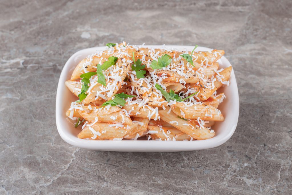 Pasta-Macarron-con-parmesano